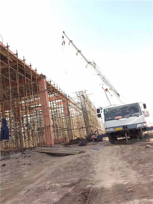 建邺区25 吨、50 吨吊车怎么选？多大重量 / 半径适合对应车型？